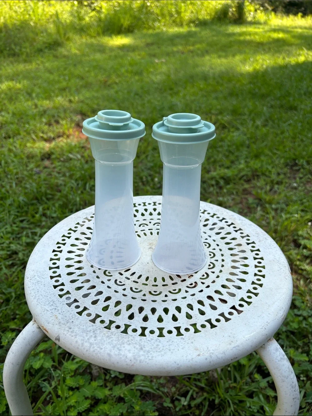 Tupperware Salt and Pepper Shakers (big size)